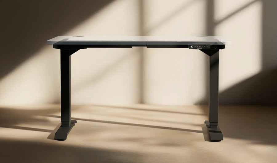 Darbo vietos pritaikymas: kaip pasirinkti tinkamą stalo rėmą?