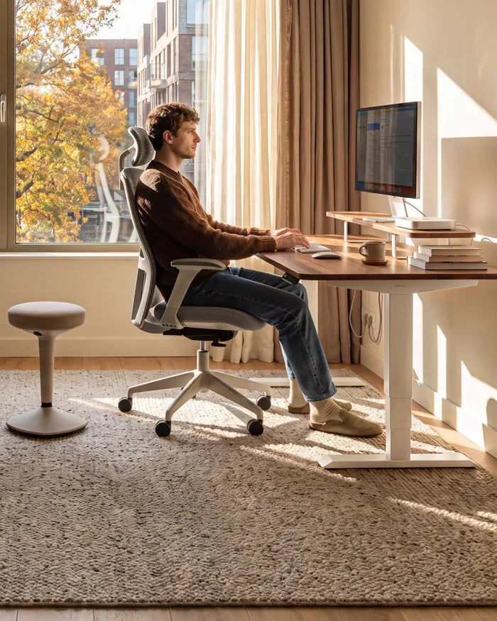Kaip įsirengti ergonomišką darbo vietą? - Desktronic.lt